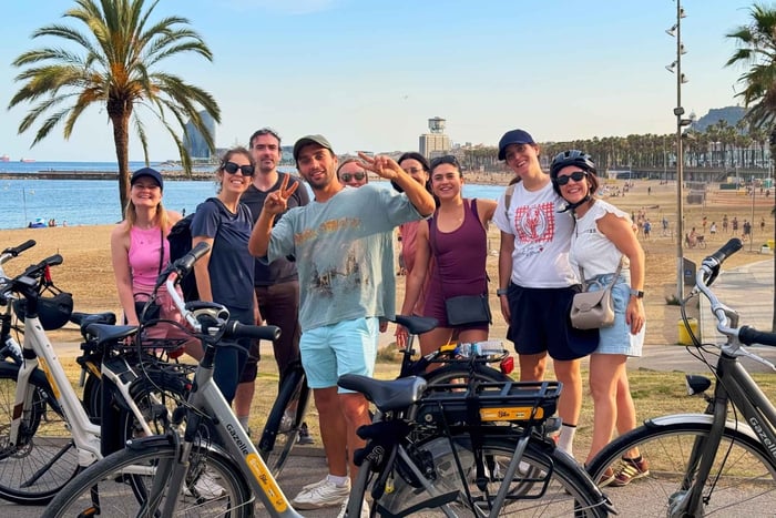 fietsen door de oude stad en langs de kust – privé en in kleine groep