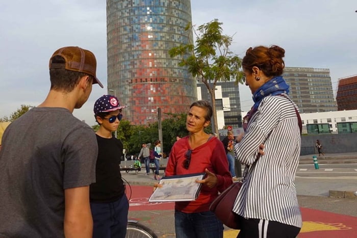 Yksityinen perhepyöräretki Barcelonassa