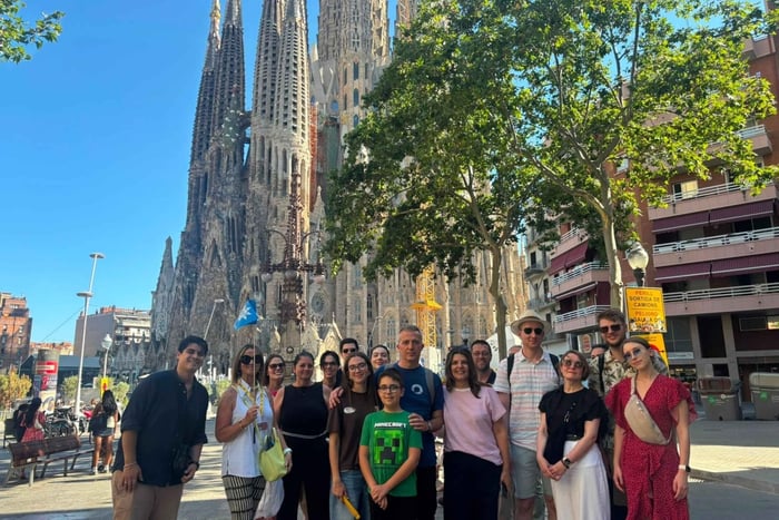 Sagrada Familia Priority Entry with Optional Towers Access