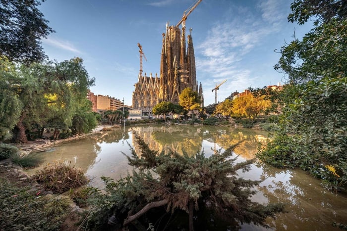 Tour della Sagrada Familia con ingresso express e guida locale