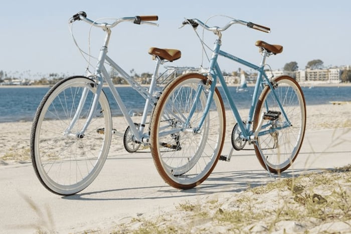 Seafroont fietsverhuur (stadsfietsen en ebikes)