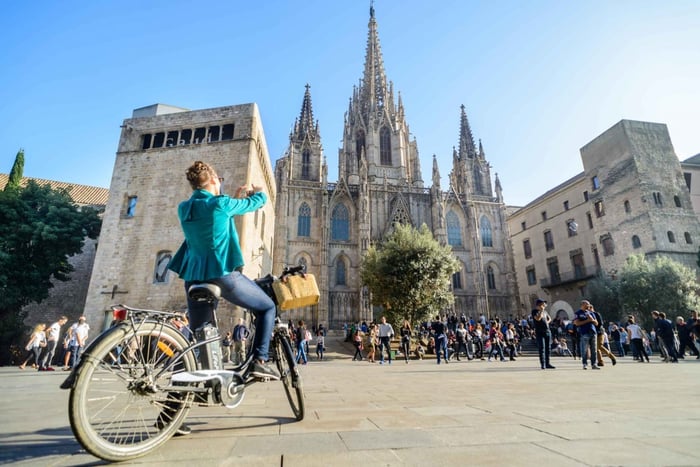 Barcelona eBike Tour met Wijn en Tapas ervaring