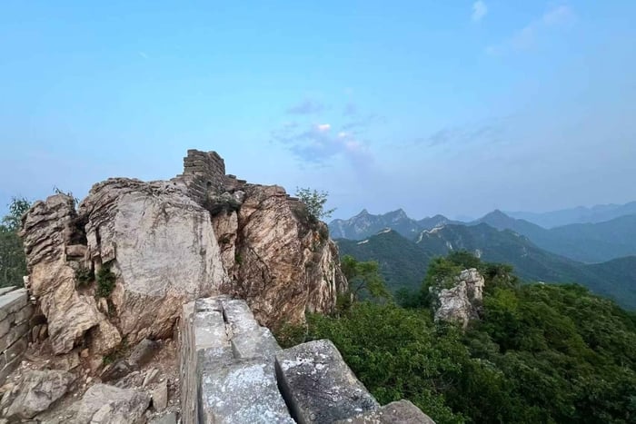 Peking: 2-tägige wilde Wanderung auf der Chinesischen Mauer und Camping / Aufenthalt im Dorf