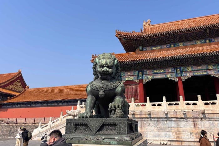3-hour Forbidden City story Tour with Entry Ticket