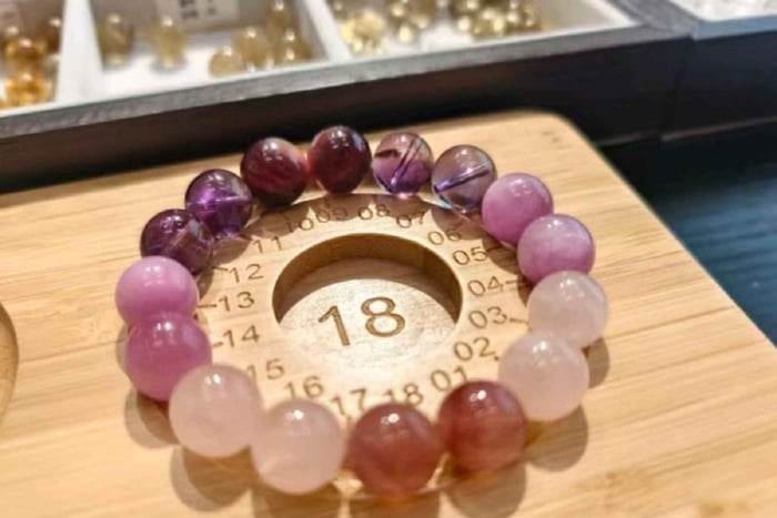 Beijing: Crystal Bead Bracelet Workshop