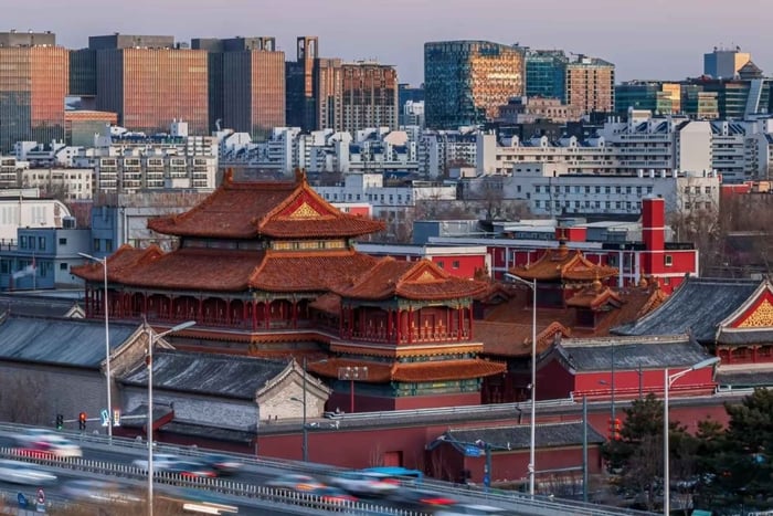 Beijing Lama Temple Visit, Hutong Local Food & Brewpub Tour
