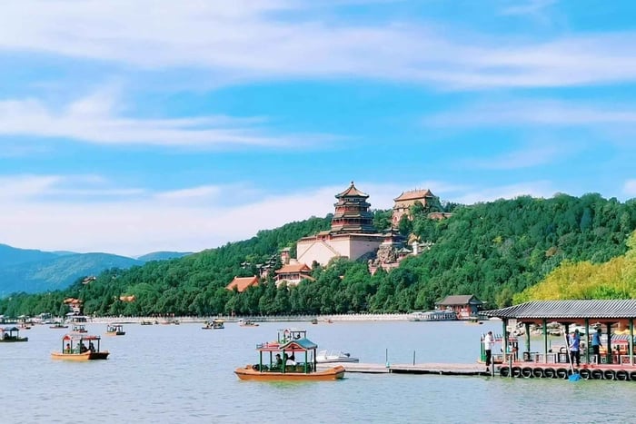 Beijing: Summer Palace & Temple Combo with Cultural Add-Ons
