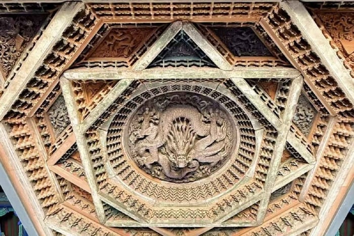 Beijing: Traditional Chinese Woodcarving Masterclass