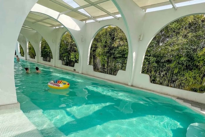 Den Forbudte By, Den Kinesiske Mur og spa, tur med overnatning