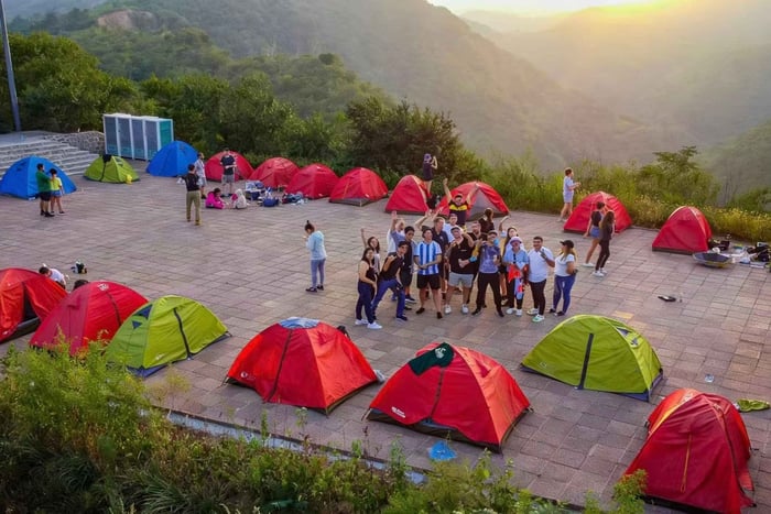 Great Wall Camping Trip with Sunset and Sunrise