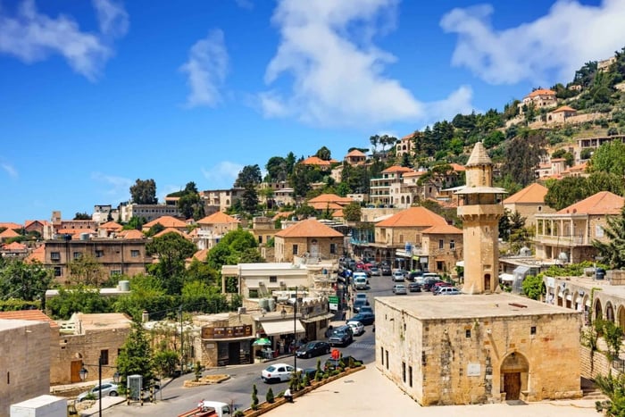 Private Chouf & Bekaa Valley Tour – Nature, History & Wine