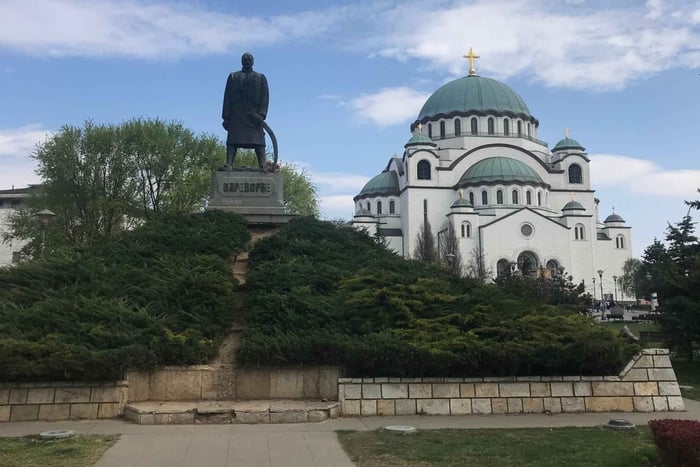 Belgrad: Stadsrundtur med vinprovning