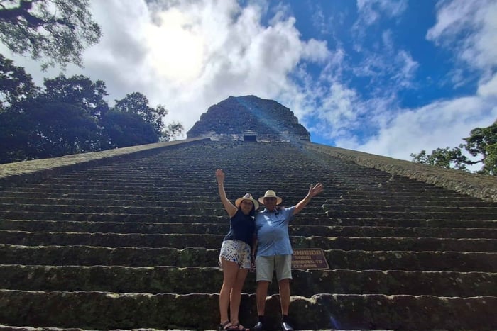 Belize City:, Overførsel fra vandtaxaer til Tikal Guatemala
