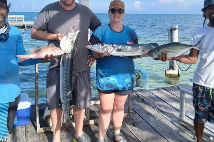 Caye Caulker: Hel dags fisketur med lunch och Go Pro