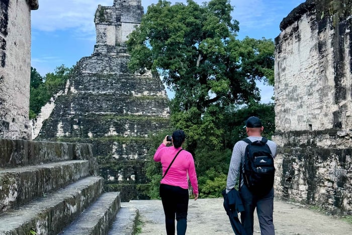 San Ignacio: Tikal National Park Private Day Trip