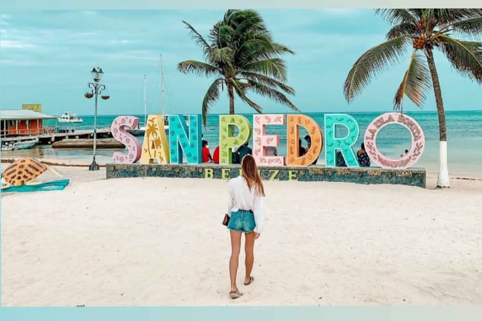 Transfer z Flores Gwatemala: do San Pedro Ambergris Belize autobus + prom