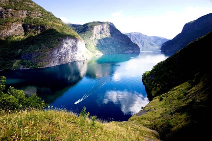 Private Day Sognefjord Tour with Cruise & Flam train