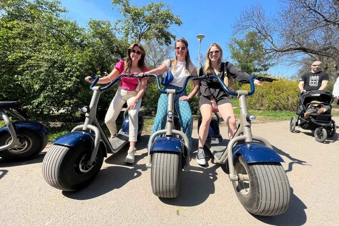 2-H Fabulous Berlin Historical Guided Fat Tire Tour