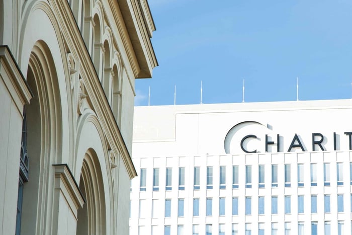 Berlin: Berlin Charité Guided History Tour
