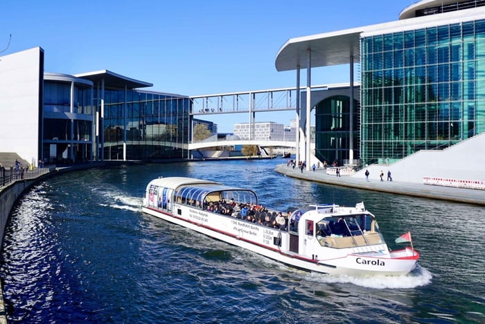 Berlin: Heated Boat River Cruise with Live Bilingual Guide