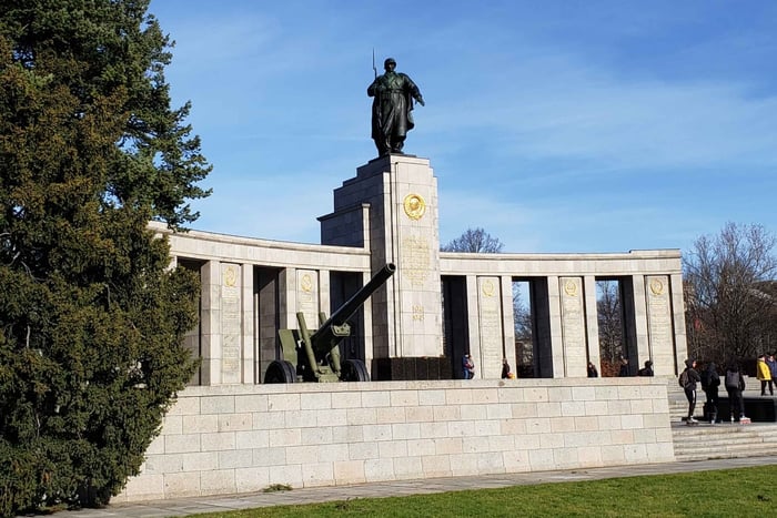 Berlin: Hitler and the Third Reich - a private walking tour