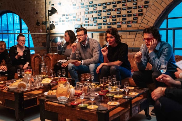 Berlin: Mampe Schnapps Brewery Tour and Tasting (IN ENGLISH)