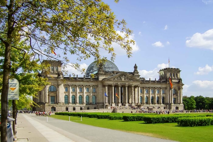 Berlin: Reichstag, Plenary Chamber, Cupola & Government Tour