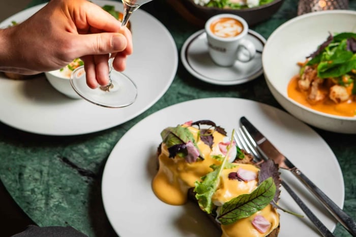 Berlin: Vegetarian Champagne Brunch at Bonvivant