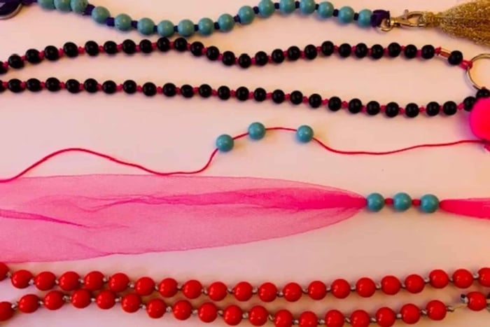 DIY Keychain Workshop with Creative Materials