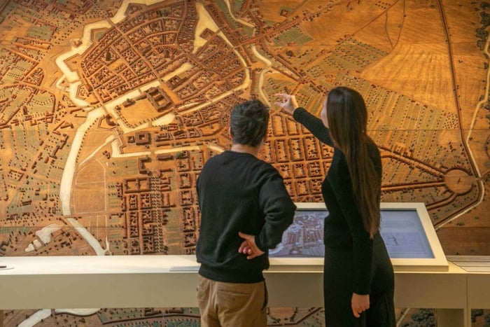 Family Tour of Berlin History at the Ephraim-Palais Museum