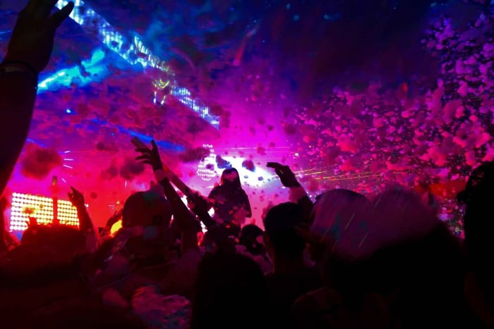 New Year’s Eve Party Tour with 2 iconic Clubs