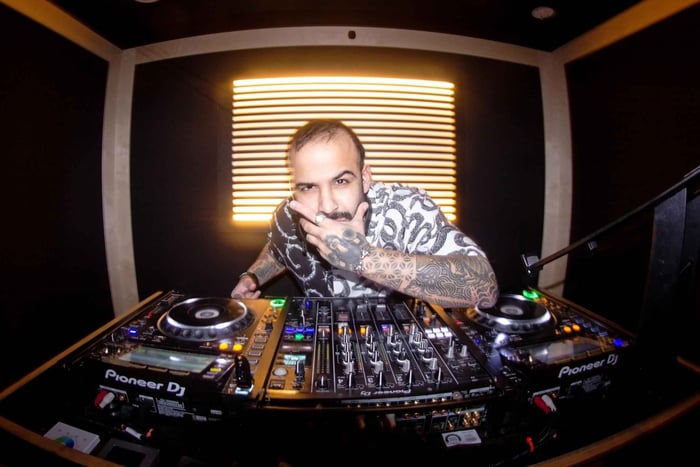 Premium Underground Party Tour