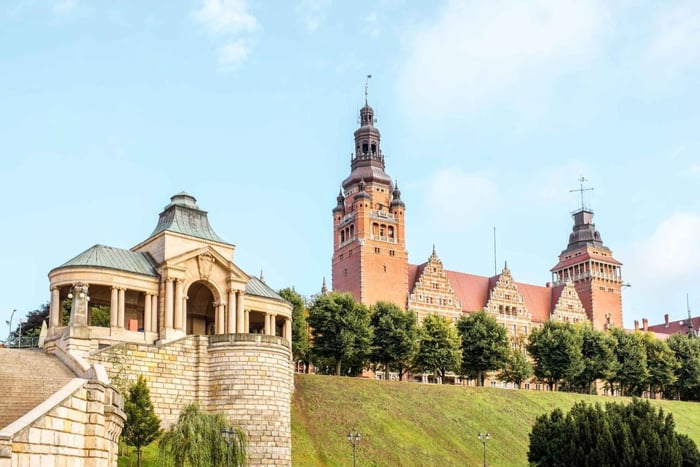 Szczecin Old Town Private Walking Tour & Transfer