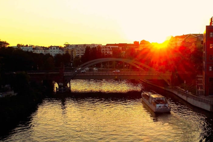 Winter Spree Cruise with Mulled Wine and Christmas Stollen