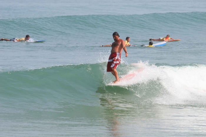 Biarritz : Surfkurs på den baskiska kusten.