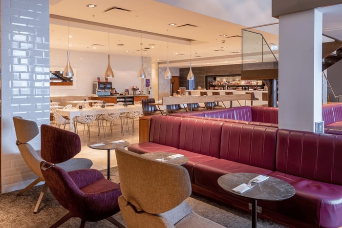 BHX Birmingham Airport No1 Birmingham Lounge Access