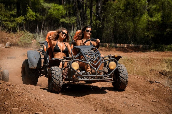 experiencia de safari en quad y buggy con traslado al hotel