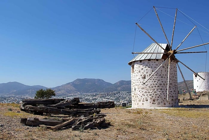 tour privato della città con castello, centro storico e marina