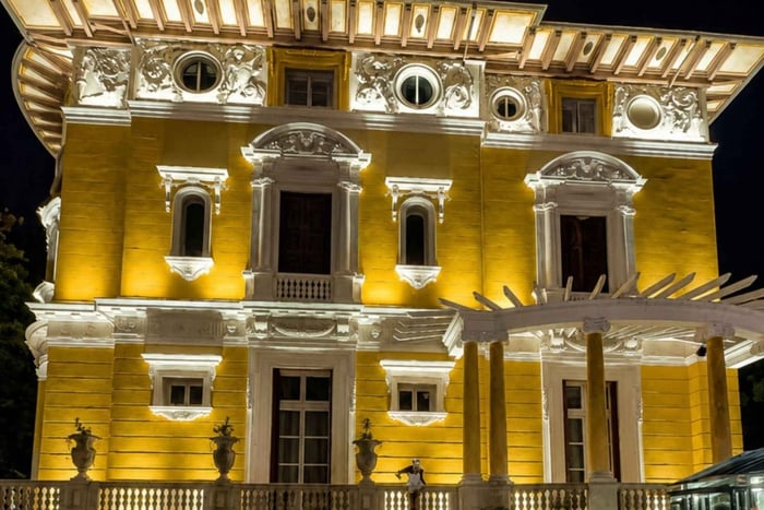 Cochabamba: Full-Day 9-Site Heritage Walking Tour with Guide