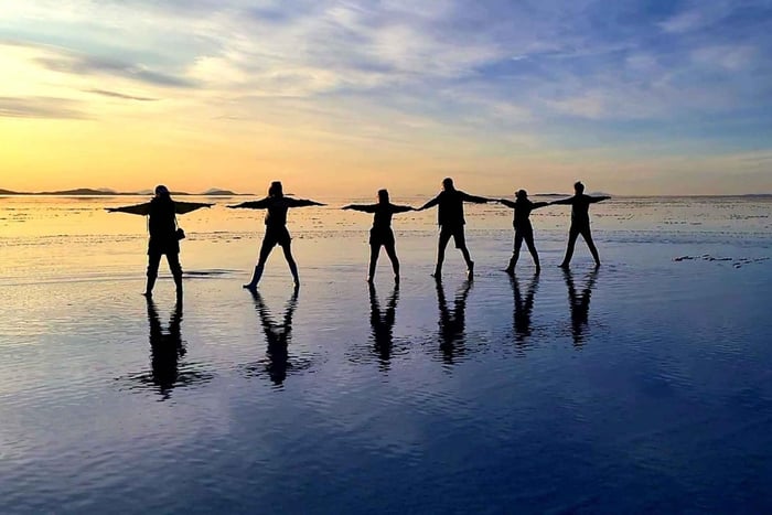 PRIVATE TOUR: UYUNI SALT FLAT 2 NIGHTS 3 DAYS WITH HOTELS