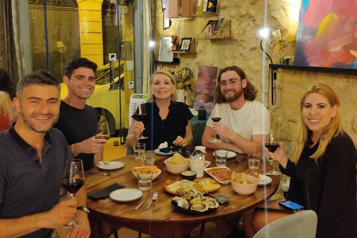 Bordeaux nachtwandeling eindigend met wijn- en kaasproeverij
