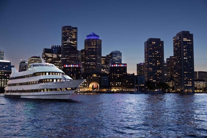 City Cruises Boston : croisière avec déjeuner ou dîner buffet dans le port