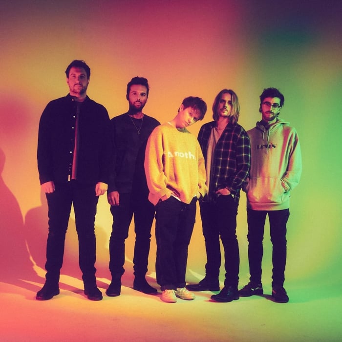 Nothing But Thieves