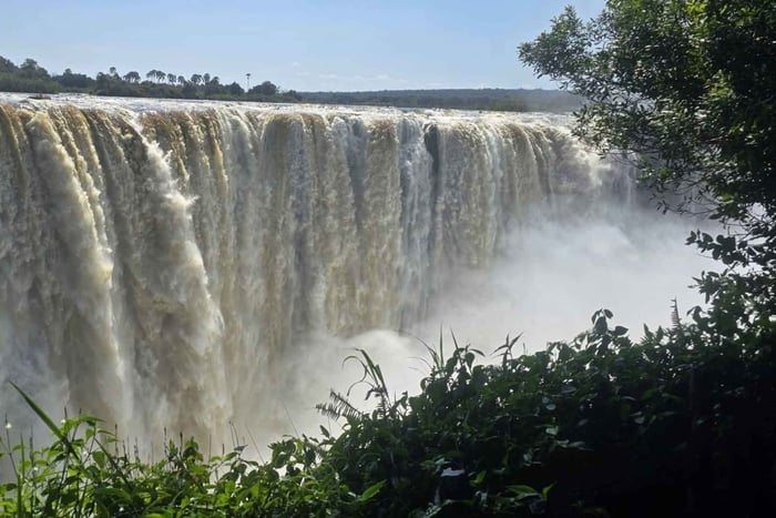 Kasane: tour histórico a las cataratas Victoria con recogida en el hotel