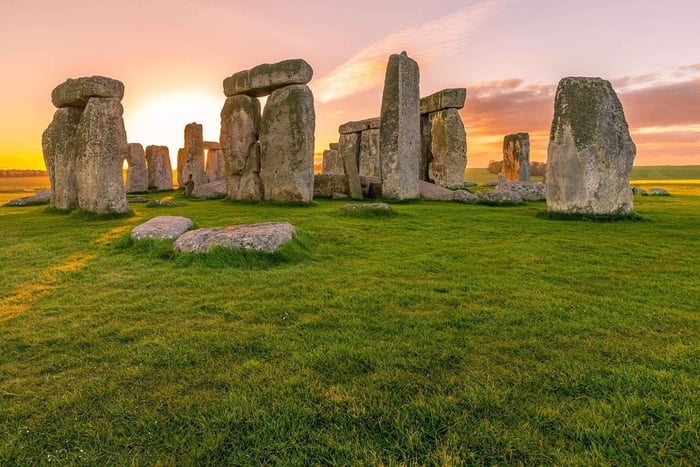 From Brighton: Stonehenge and Bath Full-Day Trip