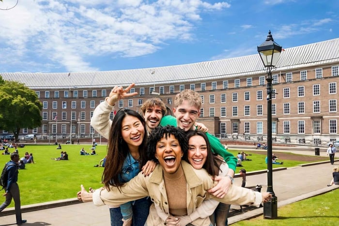 Bristol: City Walking Tour & Exploration Game