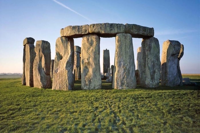 Exploring Stonehenge Private Day Trip with Guide