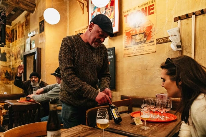 Bruxelas: tour de degustação de cerveja com 6 cervejas e chocolate