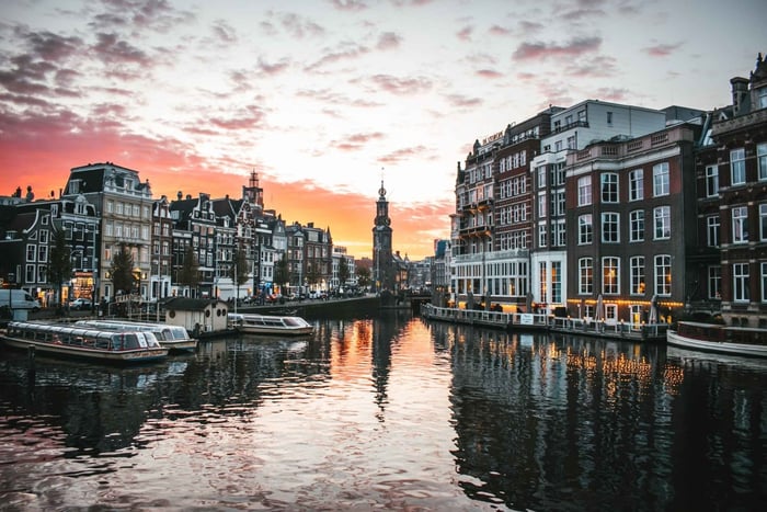 Från Bryssel: Ost, träskor och väderkvarnar Amsterdam dagsutflykt