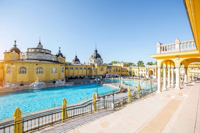 Budapest: Capture the most Photogenic Spots with a Local